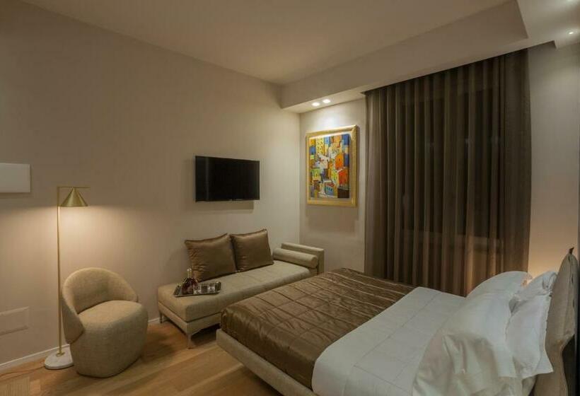 פנסיון Maisonsilvi