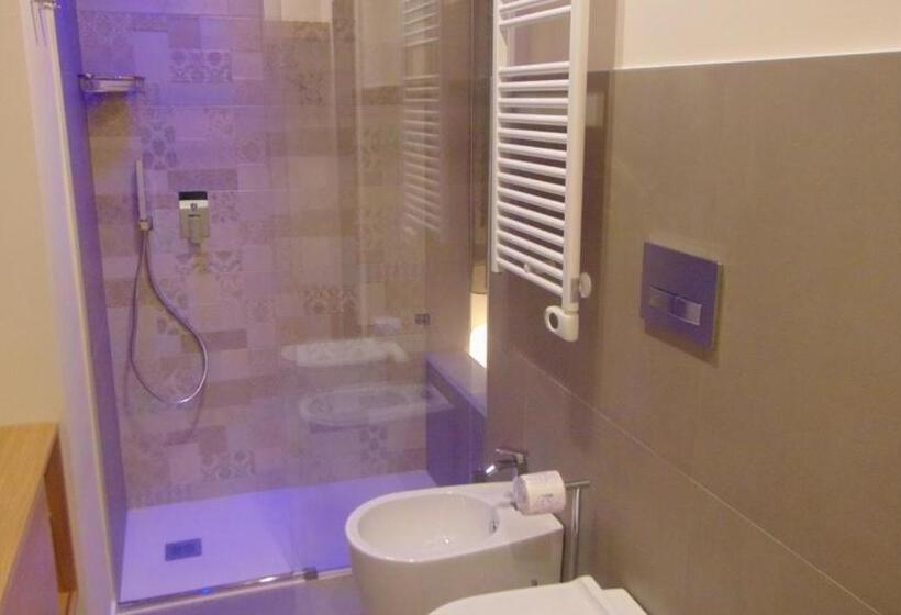 פנסיון Maisonsilvi