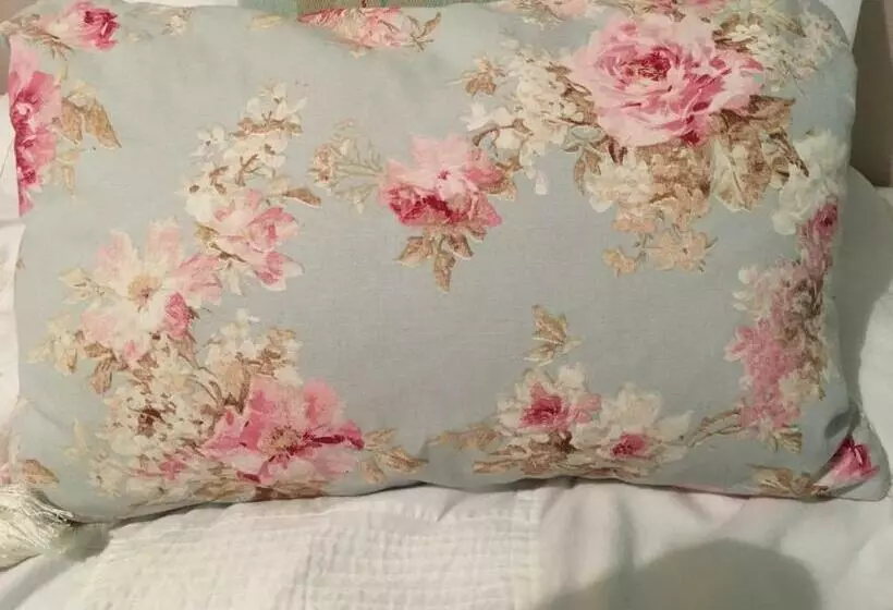 Aamiaismajoitus (B&B) Ballyginniff Farm House