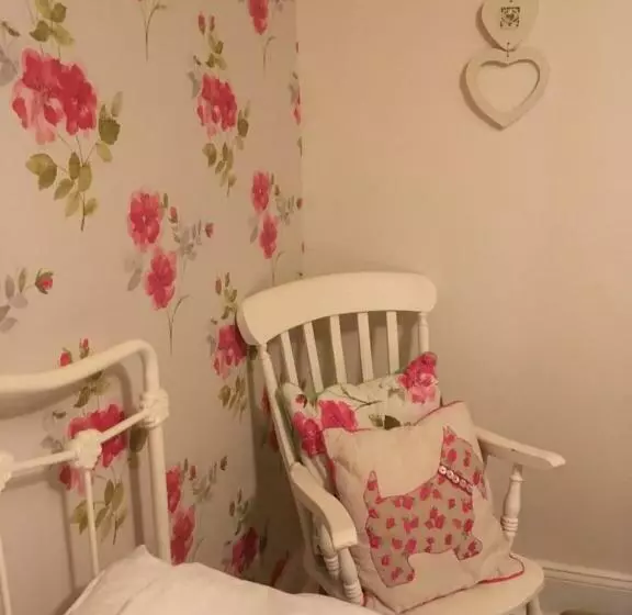 Aamiaismajoitus (B&B) Ballyginniff Farm House