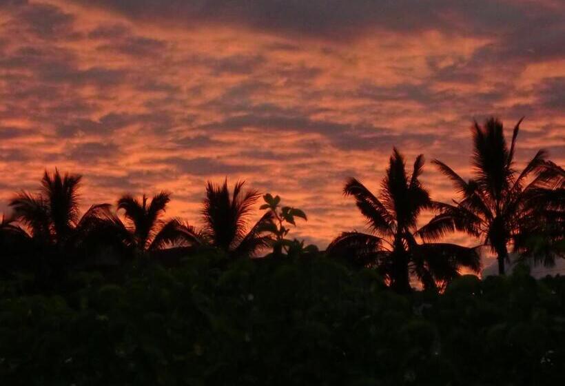 تختخواب و صبحانه Villa Ambralini