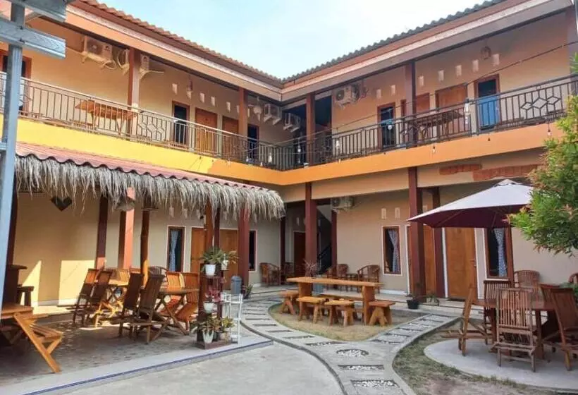 Pensão Asta Homestay