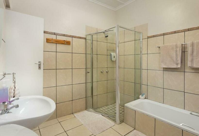 بنسيون La La Dathel Guesthouse