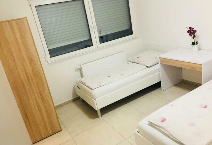 Pensão Gaststätte Lin Garden