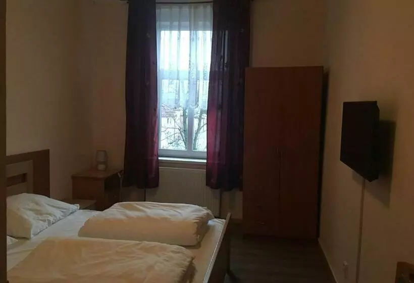 Majatalo Penzion T&t