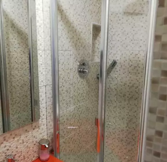 هاستل Bed&shower Moscavide  Self Check In