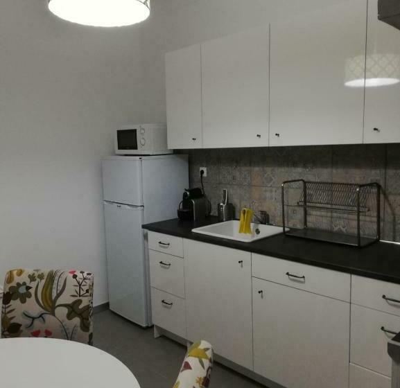 Hostel Bed&shower Moscavide  Self Check In