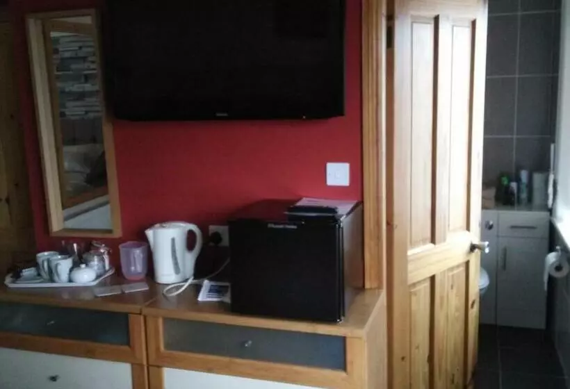 Aamiaismajoitus (B&B) 24 Fairfield Road