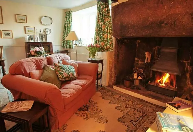 Aamiaismajoitus (B&B) Brook Farmhouse