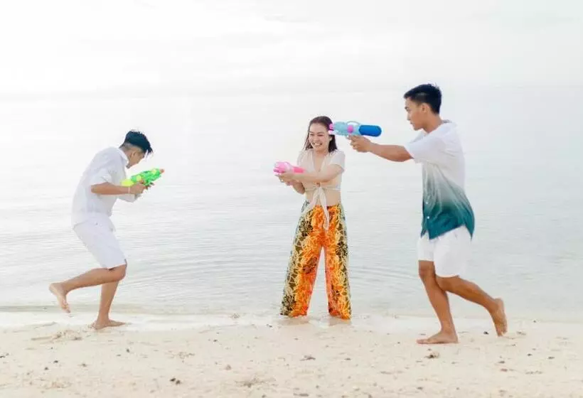 Aamiaismajoitus (B&B) Cawit Resort And Cafe