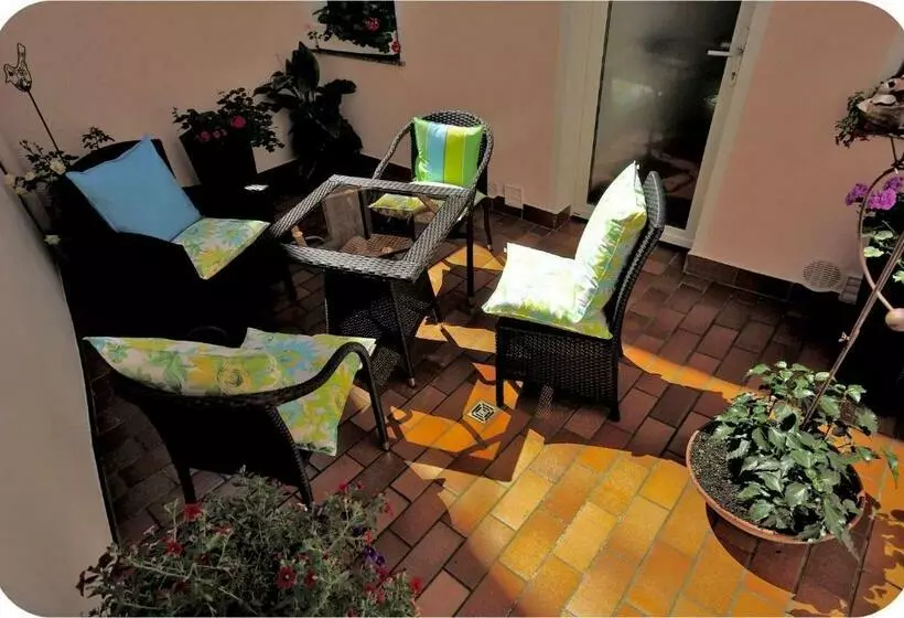 Aamiaismajoitus (B&B) Haus Berlin