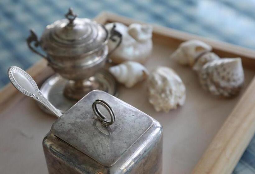 تختخواب و صبحانه Il Nido Al Lago