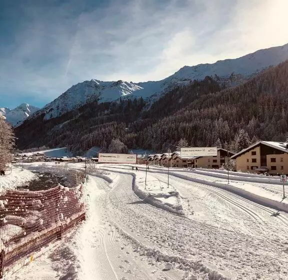 Aamiaismajoitus (B&B) Studio In Klosters