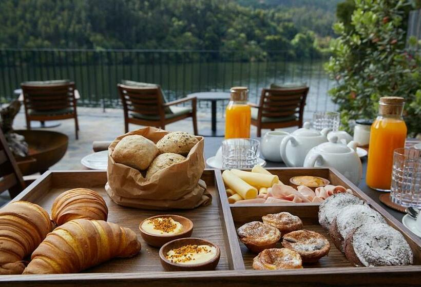 ホテル Dourwin   Riverside Suites   Adults Only