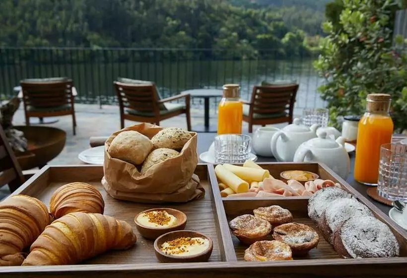 Hotelli Dourwin   Riverside Suites   Adults Only
