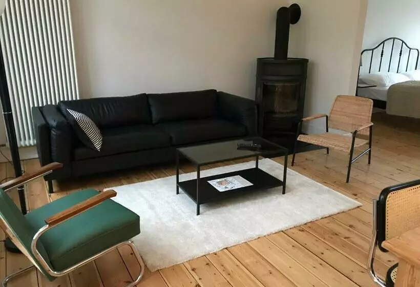 Majatalo Villa Friedenstraße 11