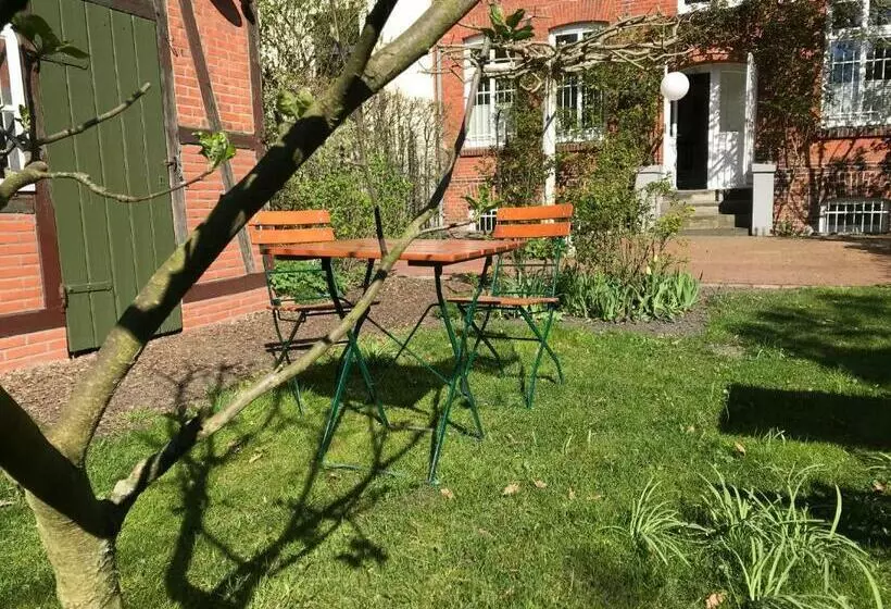 Majatalo Villa Friedenstraße 11