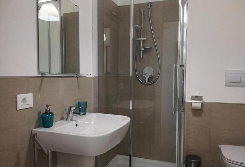 بنسيون Villa Martorana, Camere E Appartamenti Short Let S