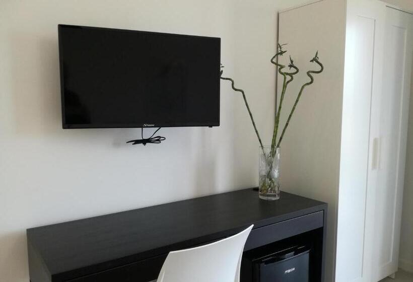 بنسيون Villa Martorana, Camere E Appartamenti Short Let S