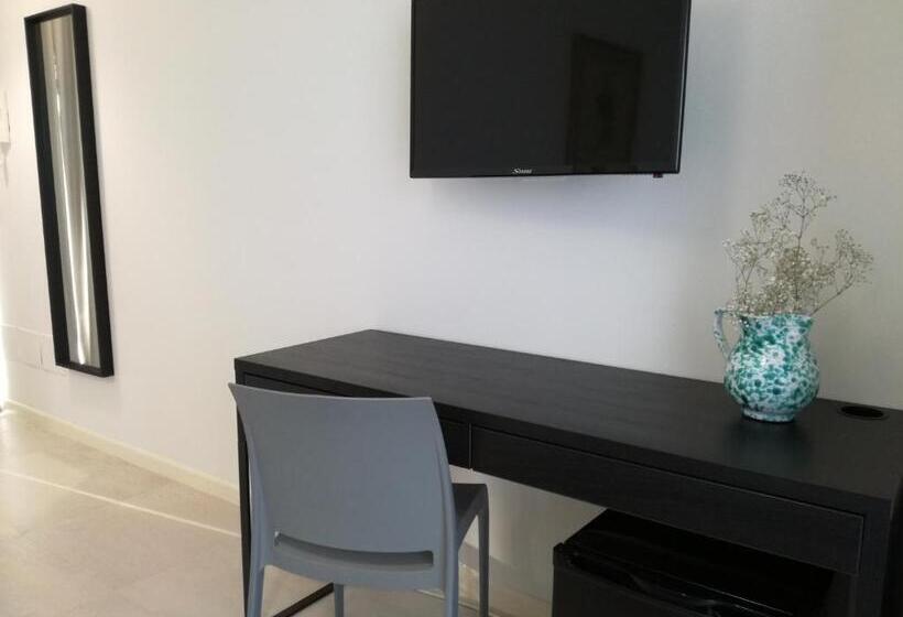 بنسيون Villa Martorana, Camere E Appartamenti Short Let S