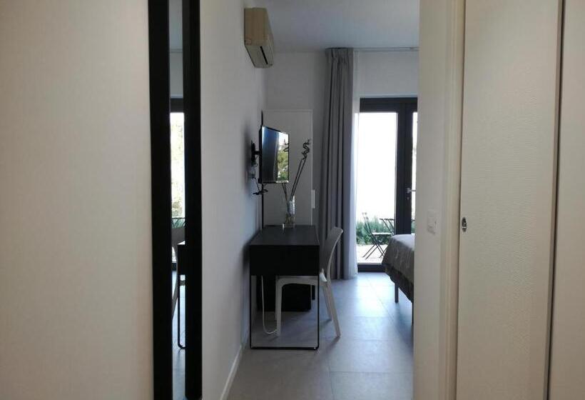 بنسيون Villa Martorana, Camere E Appartamenti Short Let S