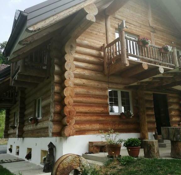 Bed and Breakfast Chalet Le Dorf
