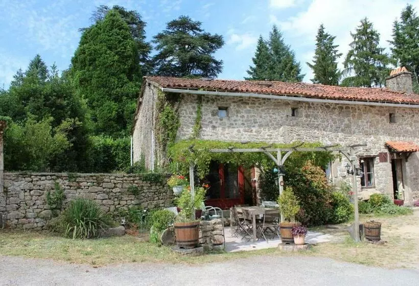 Aamiaismajoitus (B&B) Chambre D’hôtes De Vauguenige