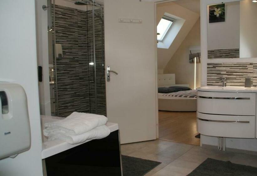 مبيت وإفطار Chateau De Vaugrignon   Beer Spa