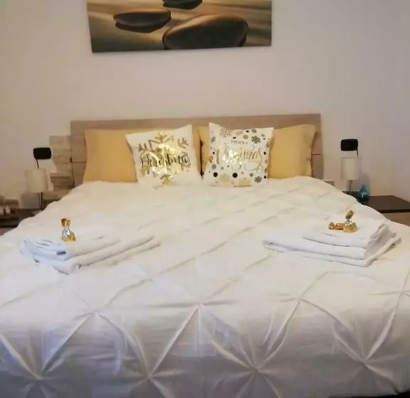 ベッドアンドブレックファースト La Poesia Del Lago