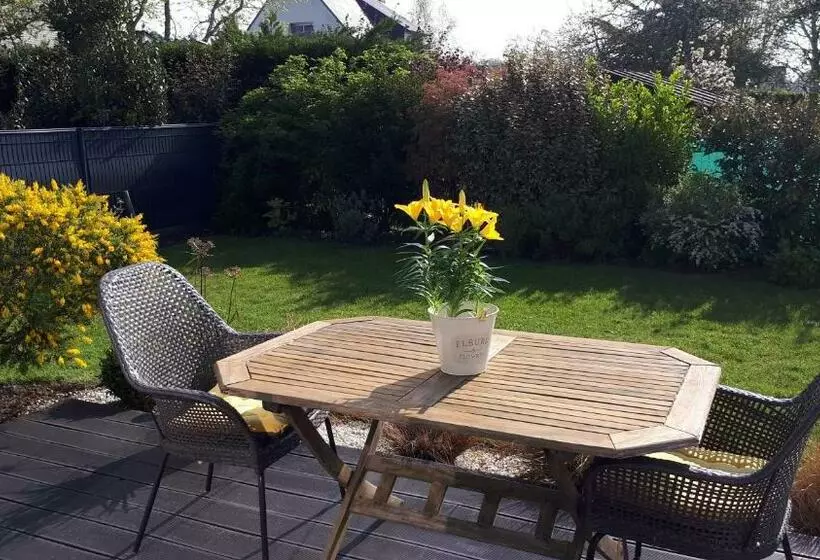 ベッドアンドブレックファースト Les Chênes