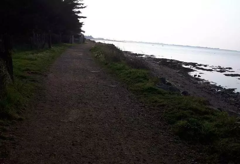 ベッドアンドブレックファースト Les Chênes