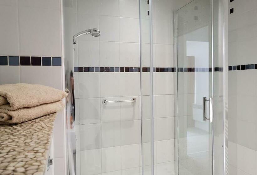 Cityscape Apartment In Birmingham With Self Checkin