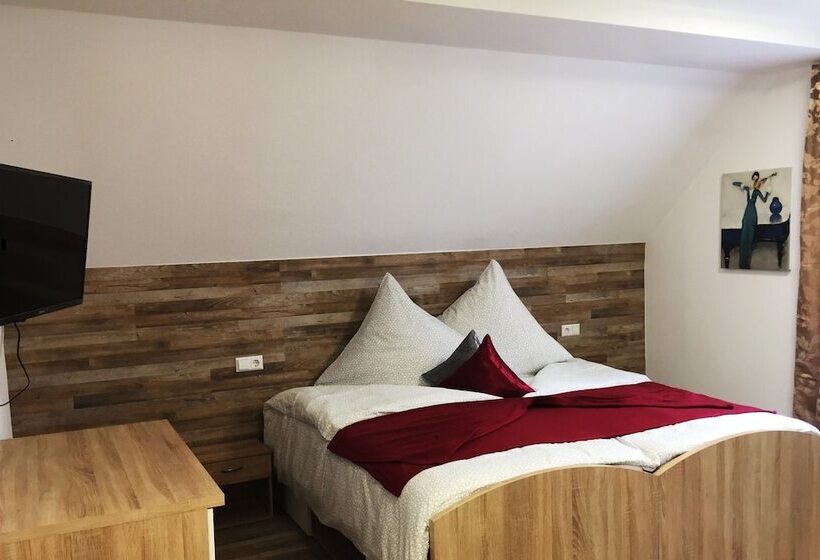 Отель Schurwald