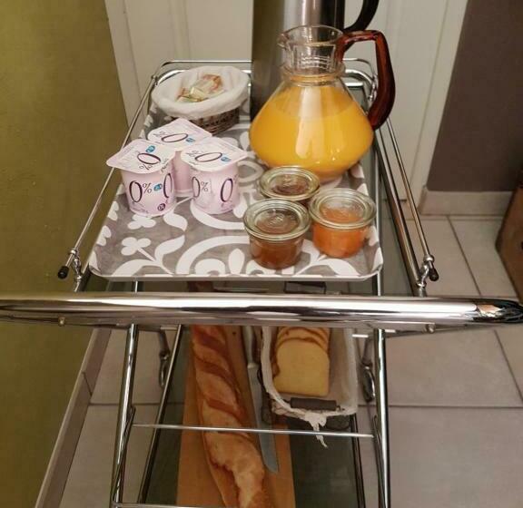 پانسیون La Thibaudiere Glycine