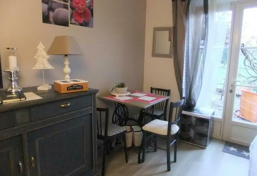 پانسیون La Thibaudiere Glycine