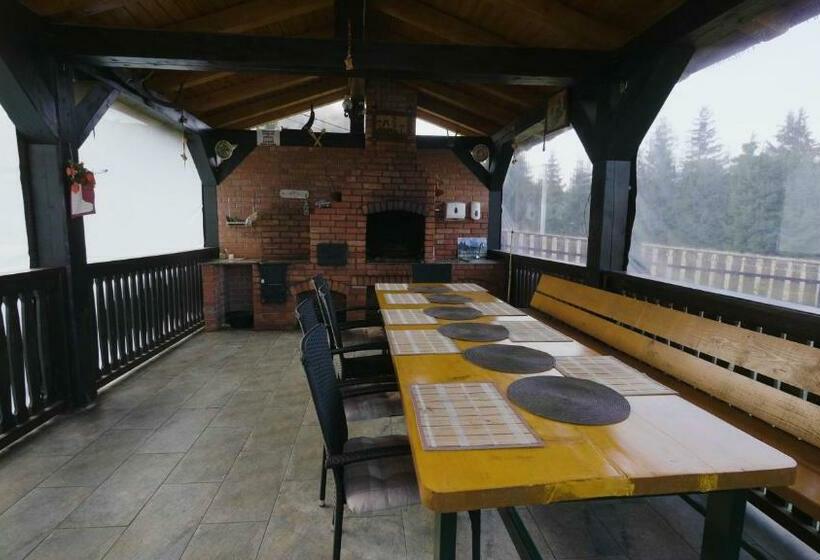 پانسیون Aqualina Colibita Pe Malul Lacului