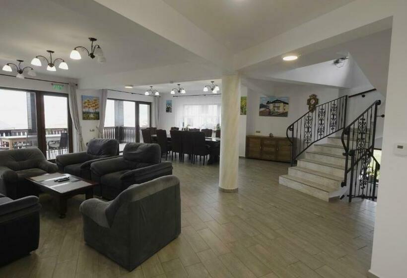 پانسیون Aqualina Colibita Pe Malul Lacului