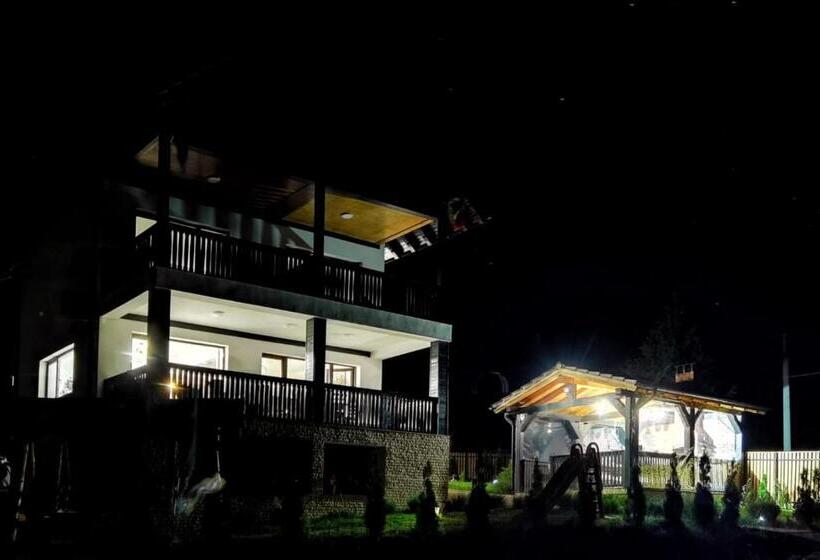 پانسیون Aqualina Colibita Pe Malul Lacului