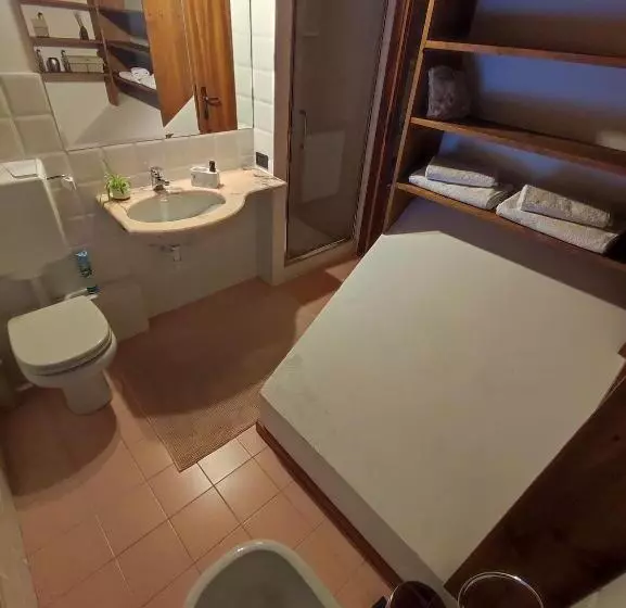 Torre Cà Emo   Dormire A Serravalle