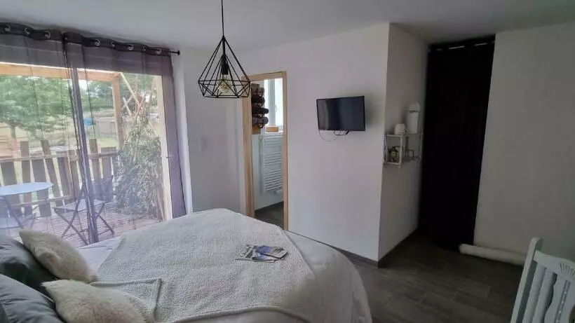 ベッドアンドブレックファースト La Bergerie Du Mesnil