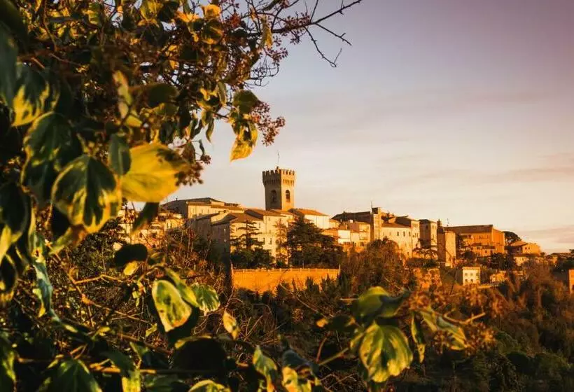 Aamiaismajoitus (B&B) Terrazza Sull Infinito