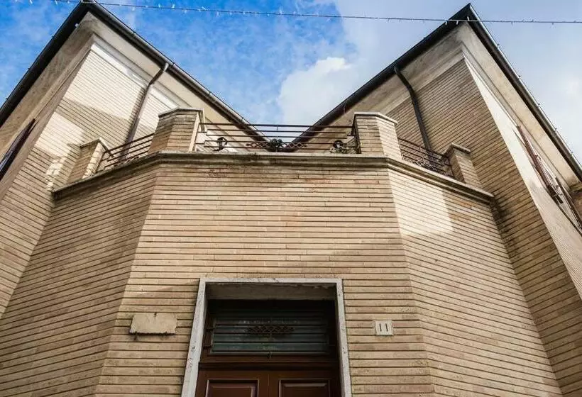 Aamiaismajoitus (B&B) Terrazza Sull Infinito