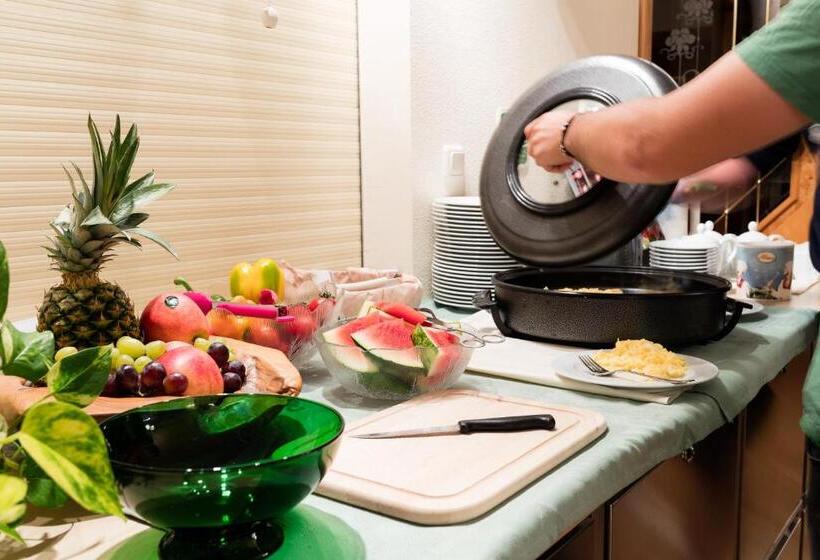 בית מלון כפרי Gasthaus Pension Zum Lustigen Steirer