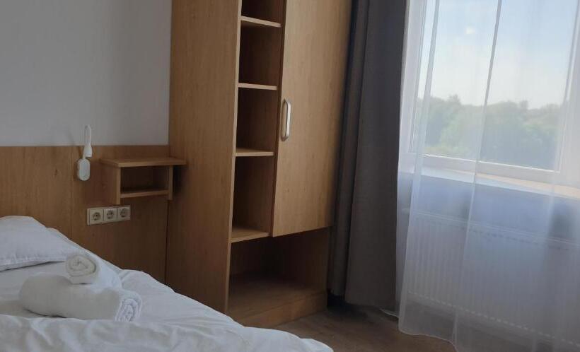 هتل Viešbutis Banga