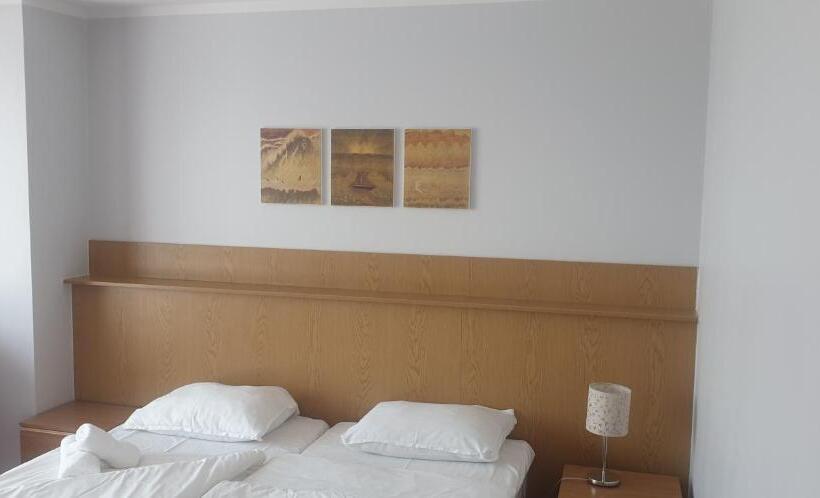 هتل Viešbutis Banga