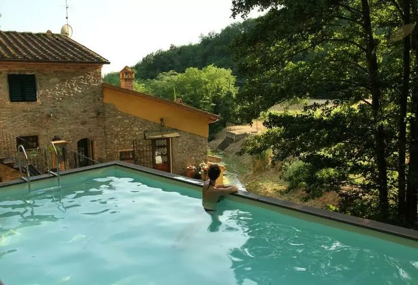 Majatalo Camera Rosa