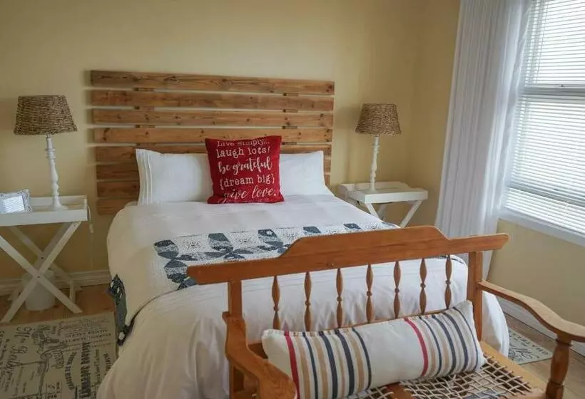 Aamiaismajoitus (B&B) Julsie S Home