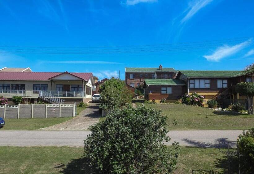 مبيت وإفطار Julsie S Home