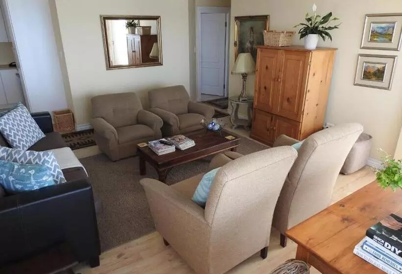 Aamiaismajoitus (B&B) Julsie S Home