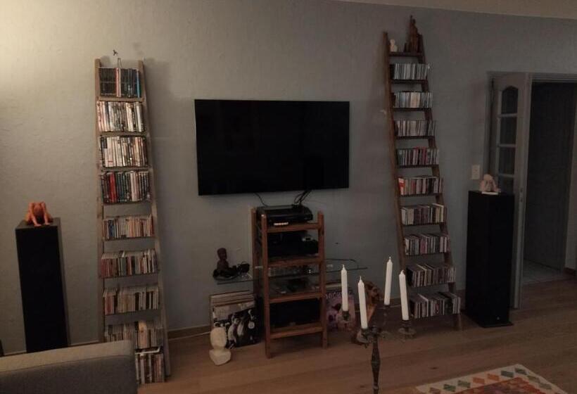 تختخواب و صبحانه Les Sittelles